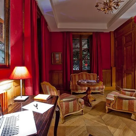 Отель Le Domaine De La Colombiere Moissieu-sur-Dolon