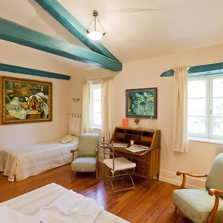 Le Domaine De La Colombiere 3*